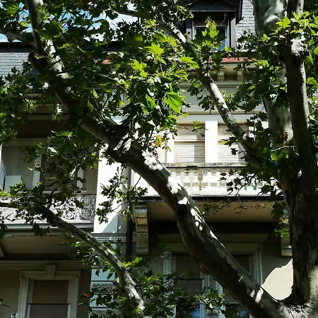 شقة Spazioso E Accogliente Nel Centro Di