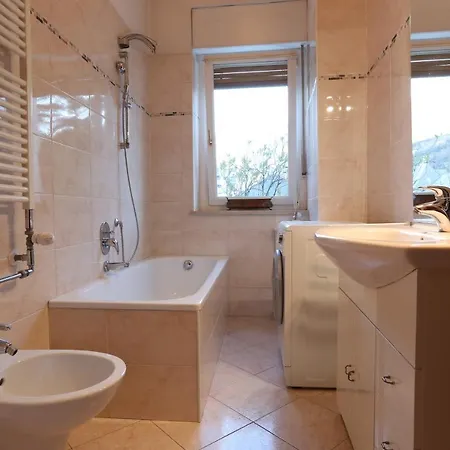 Spazioso E Accogliente Nel Centro Di *